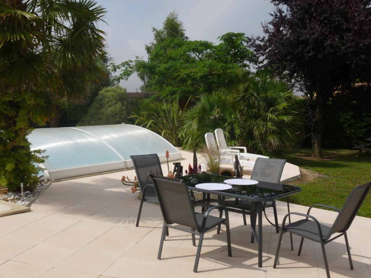 L'Eden Naturiste Spas Challans Exteriér fotografie