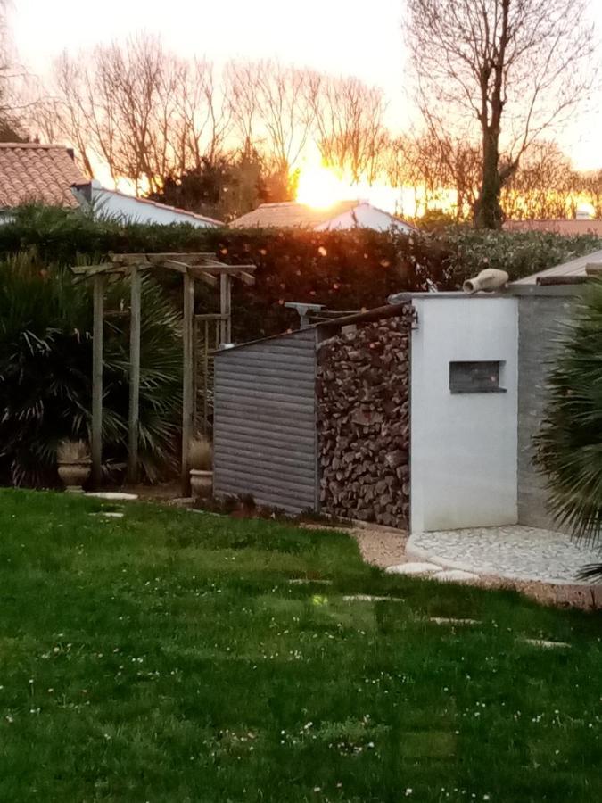 L'Eden Naturiste Spas Challans Exteriér fotografie