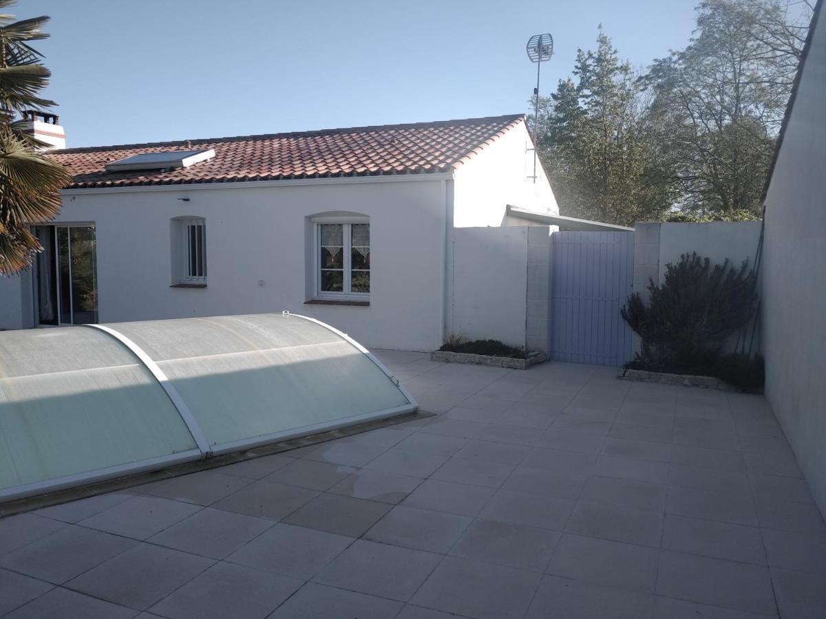 L'Eden Naturiste Spas Challans Exteriér fotografie