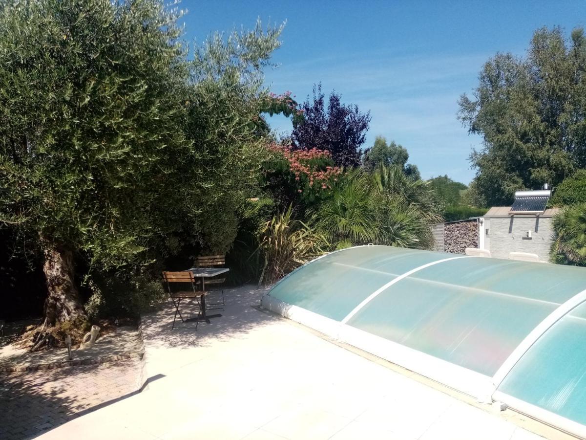 L'Eden Naturiste Spas Challans Exteriér fotografie