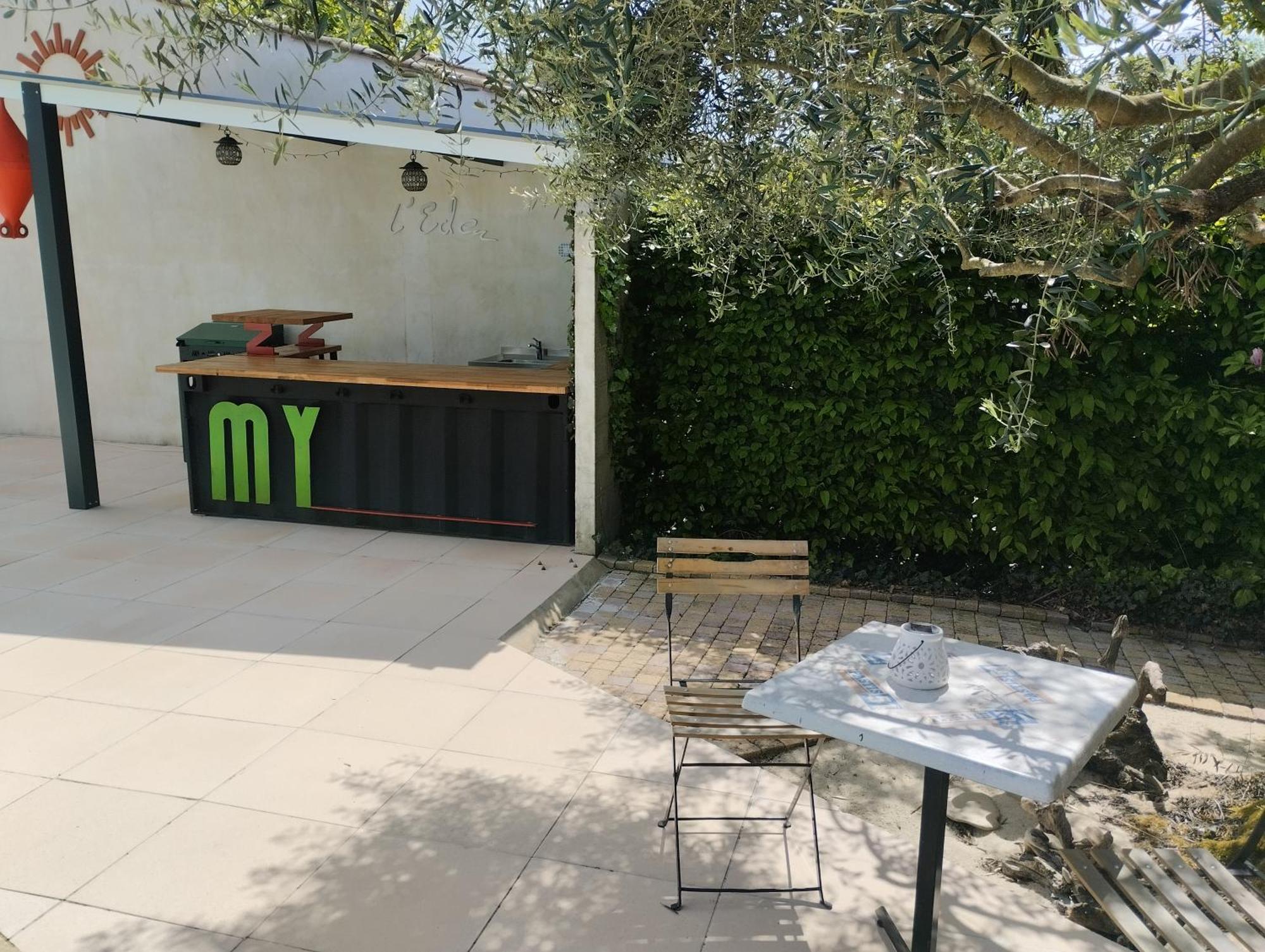 L'Eden Naturiste Spas Challans Exteriér fotografie